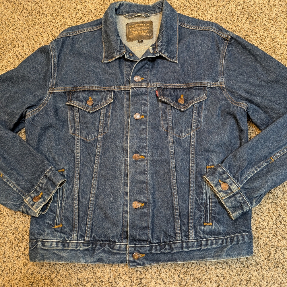 Vintage Levi's Denim Jacket Men's Extra Large Blue Type III '90s Made In The USA